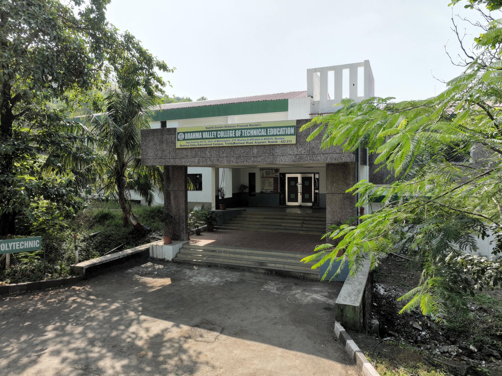 Polytechnic College 